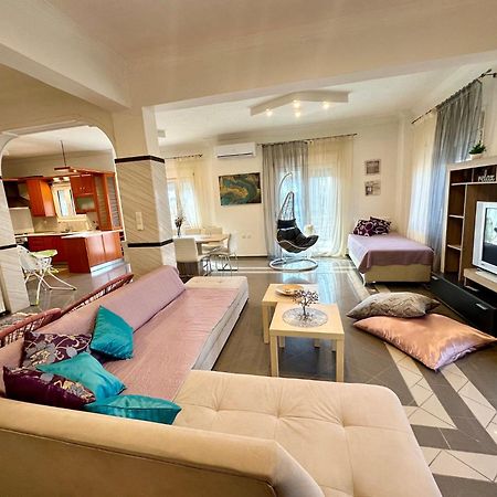 Relax Home Vacation Néa Péramos Dış mekan fotoğraf