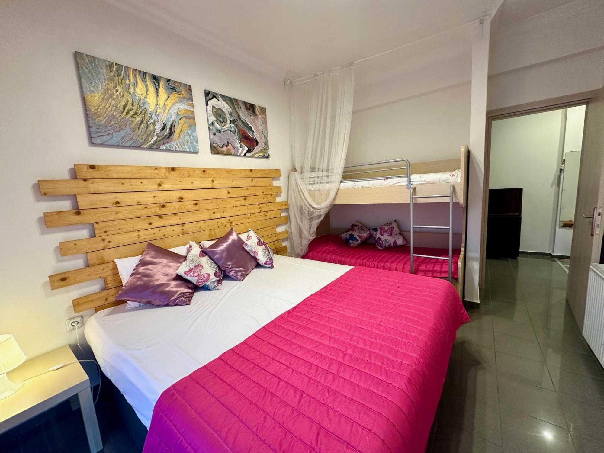 Relax Home Vacation Néa Péramos Dış mekan fotoğraf